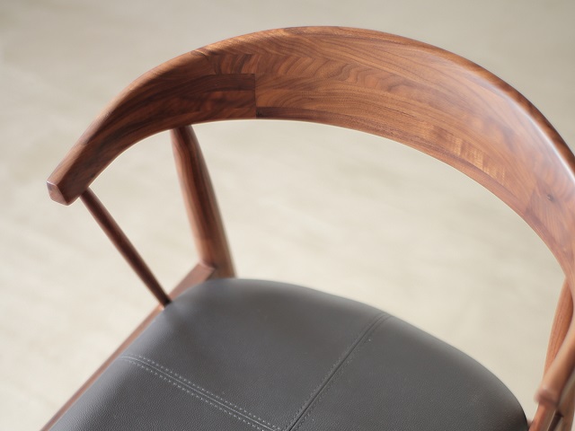 ダイニングチェアアレン