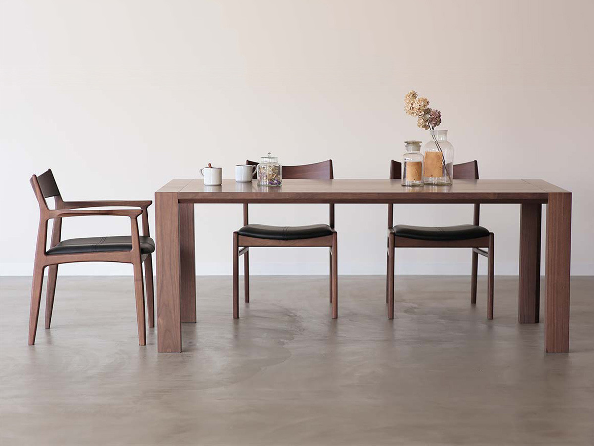 オーウェンアームチェア