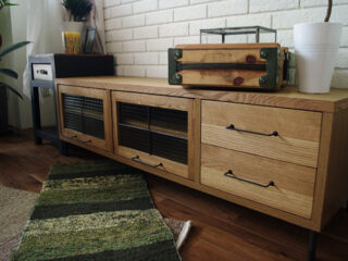 カデルTVボード