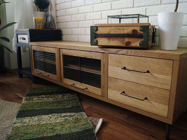 カデルTVボード