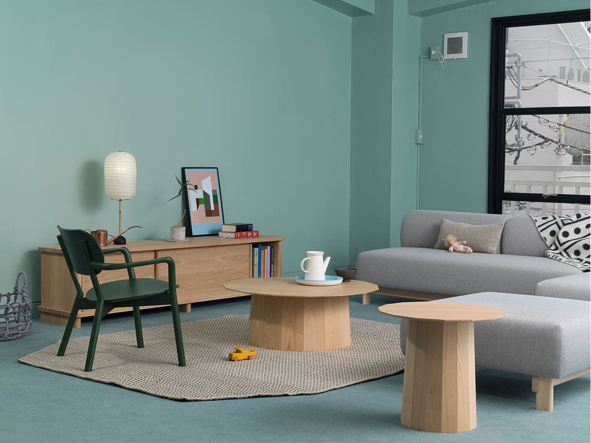 カリモクニュースタンド