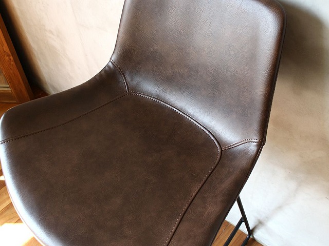 パニッシュカウンターチェア